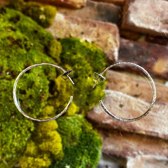 IPPOLITA Silver Hoop Earrings - Picture 4 of 4